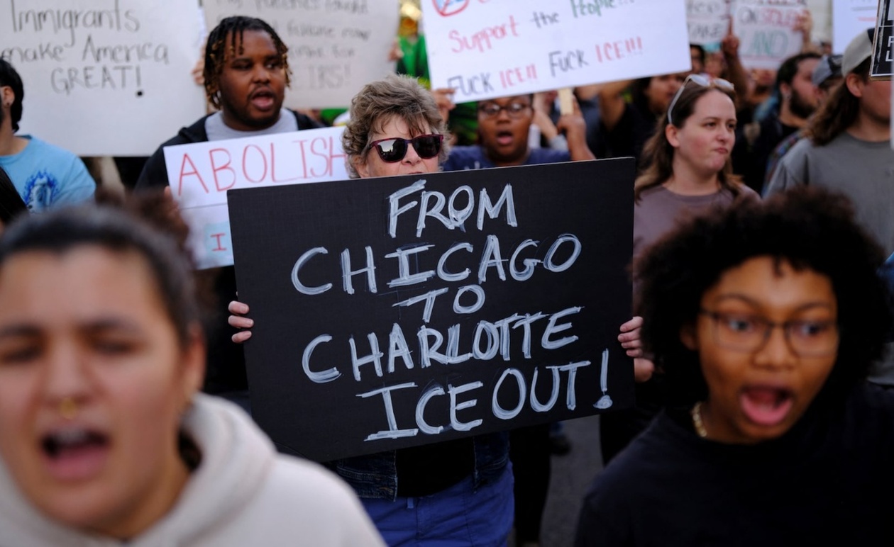 Συλλήψεις 81 Ατόμων στην Σάρλοτ: Ένταση στην Μεταναστευτική Καταστολή των ΗΠΑ