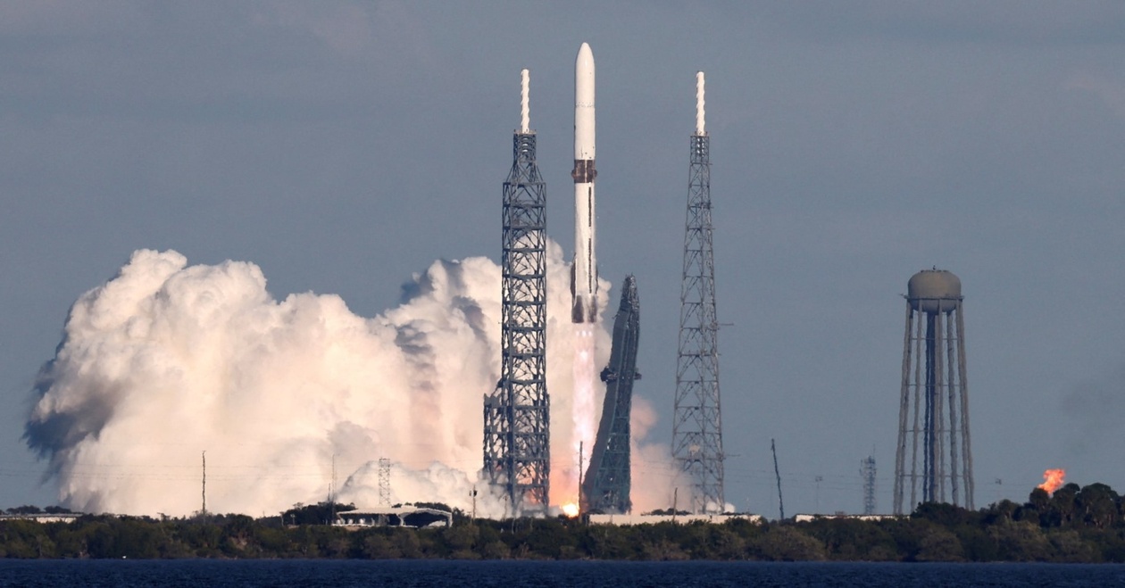 Ο New Glenn της Blue Origin εκτόξευσε δορυφόρους της NASA στον Άρη και προσγείωσε επιτυχώς τον επαναχρησιμοποιούμενο πύραυλο