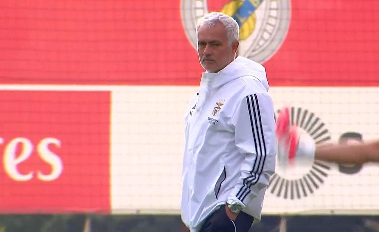 Ο Παυλίδης προετοιμάζεται για τη Λεβερκούζεν υπό την επίβλεψη του Μουρίνιο