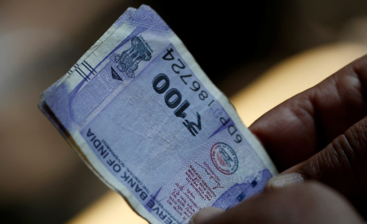 Η ινδική ρουπία κερδίζει έδαφος πριν την απόφαση της Fed