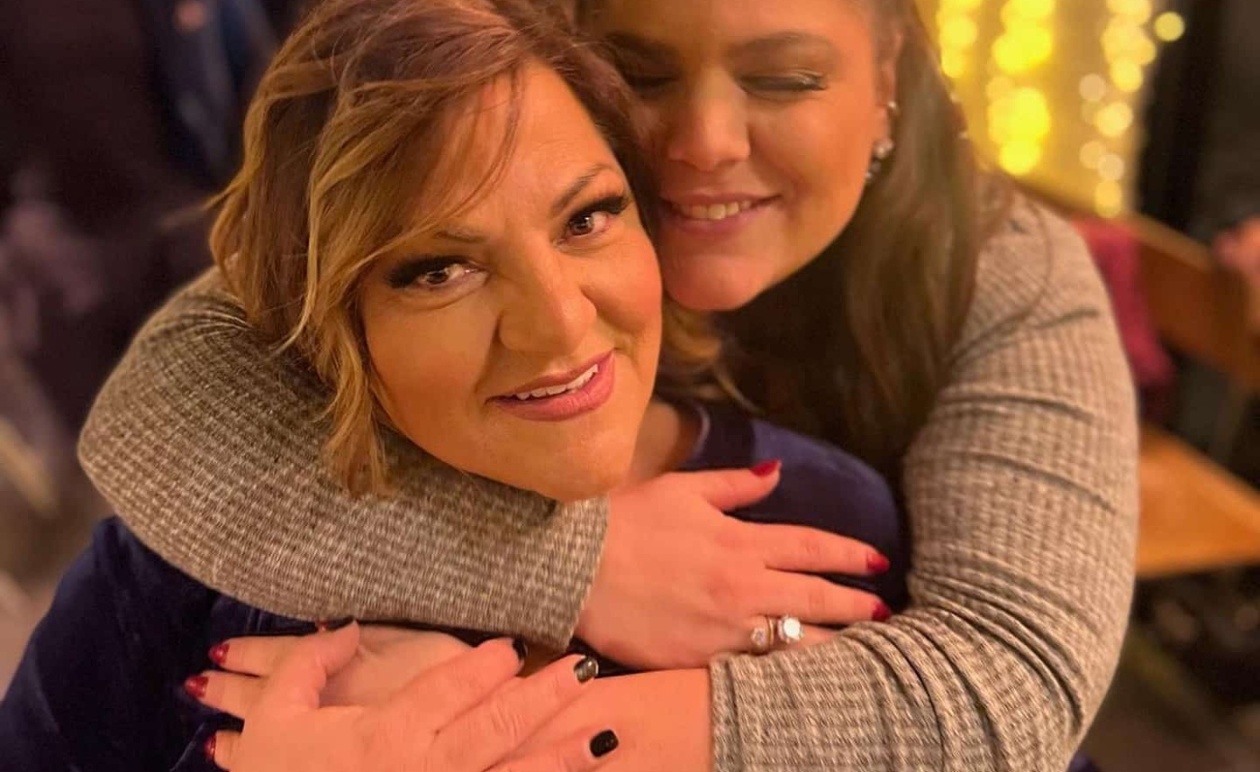 Βίκυ Σταυροπούλου: Οι ευχές για τα γενέθλια της κόρης της, Δανάης Μπάρκα – «Είσαι το ομορφότερο τραγούδι της ζωής μου»