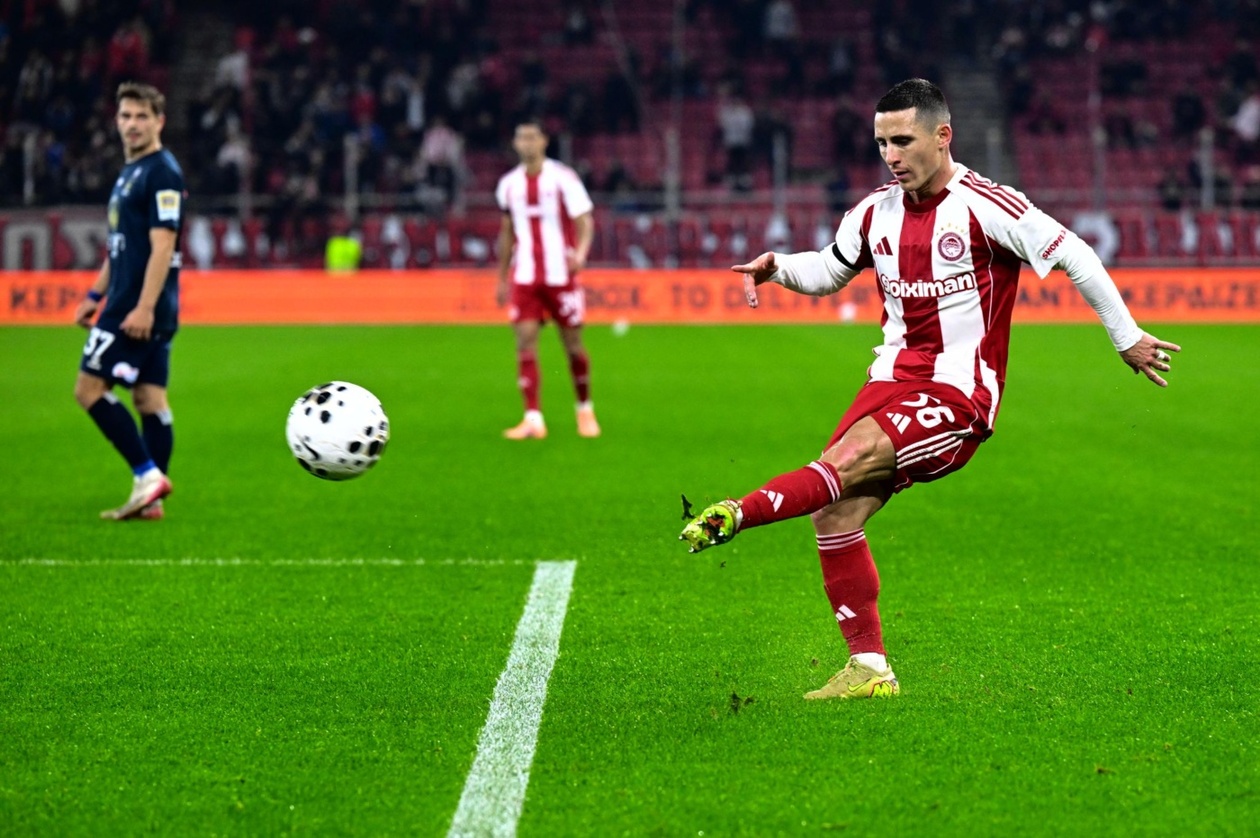 Ολυμπιακός: Εντυπωσιακό 6-0 επί του Ηρακλή και απόλυτη πρωτιά στο Κύπελλο