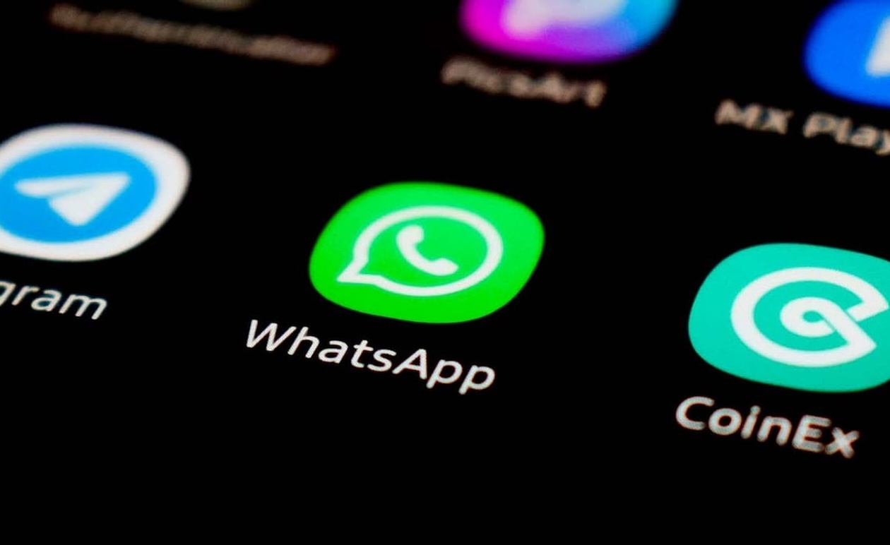 Το WhatsApp Business αλλάζει πορεία: Τέλος στα γενικής χρήσης chatbots, αποκλειστικά το Meta AI
