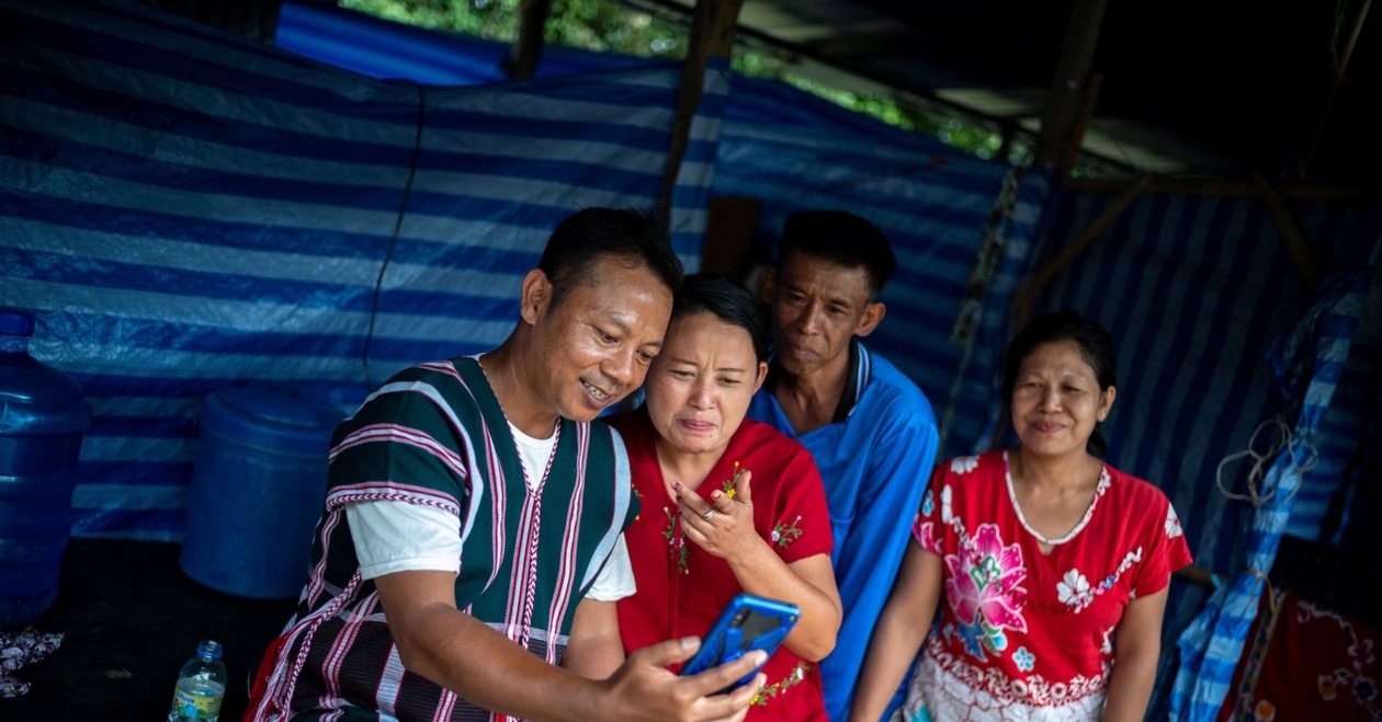 Χιλιάδες πρόσφυγες από τη Μιανμάρ αποκτούν νόμιμα εργασιακά δικαιώματα στην Ταϊλάνδη