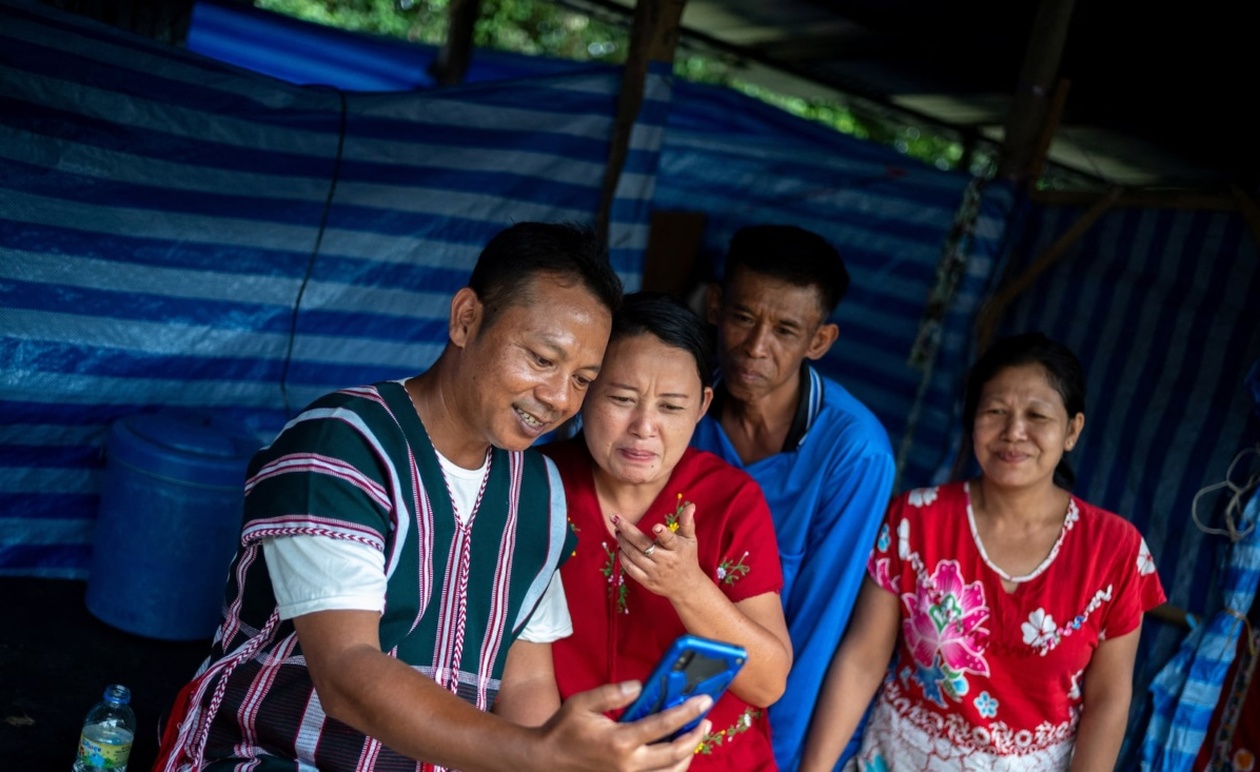 Χιλιάδες πρόσφυγες από τη Μιανμάρ αποκτούν νόμιμα εργασιακά δικαιώματα στην Ταϊλάνδη