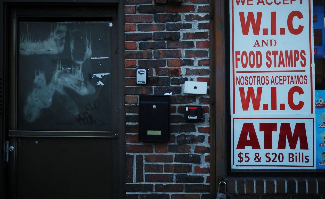 Κράτη διεκδικούν χρήση ομοσπονδιακών κονδυλίων για επιδόματα τροφίμων