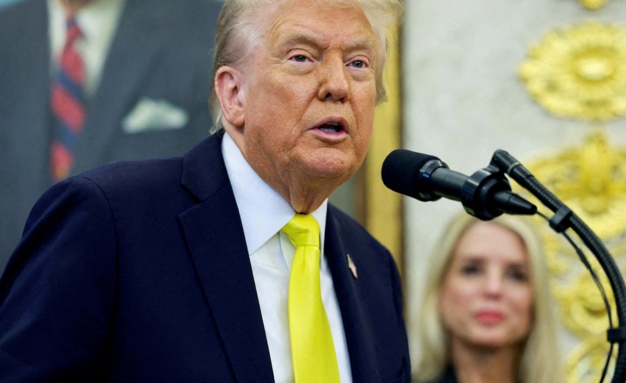 Ο πρόεδρος Τραμπ μειώνει το ανώτατο όριο εισόδου προσφύγων στις 7.500 για το 2026