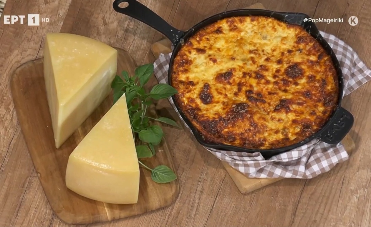 Πατάτες με σάλτσα κιμά και κρέμα Γραβιέρας Κρήτης