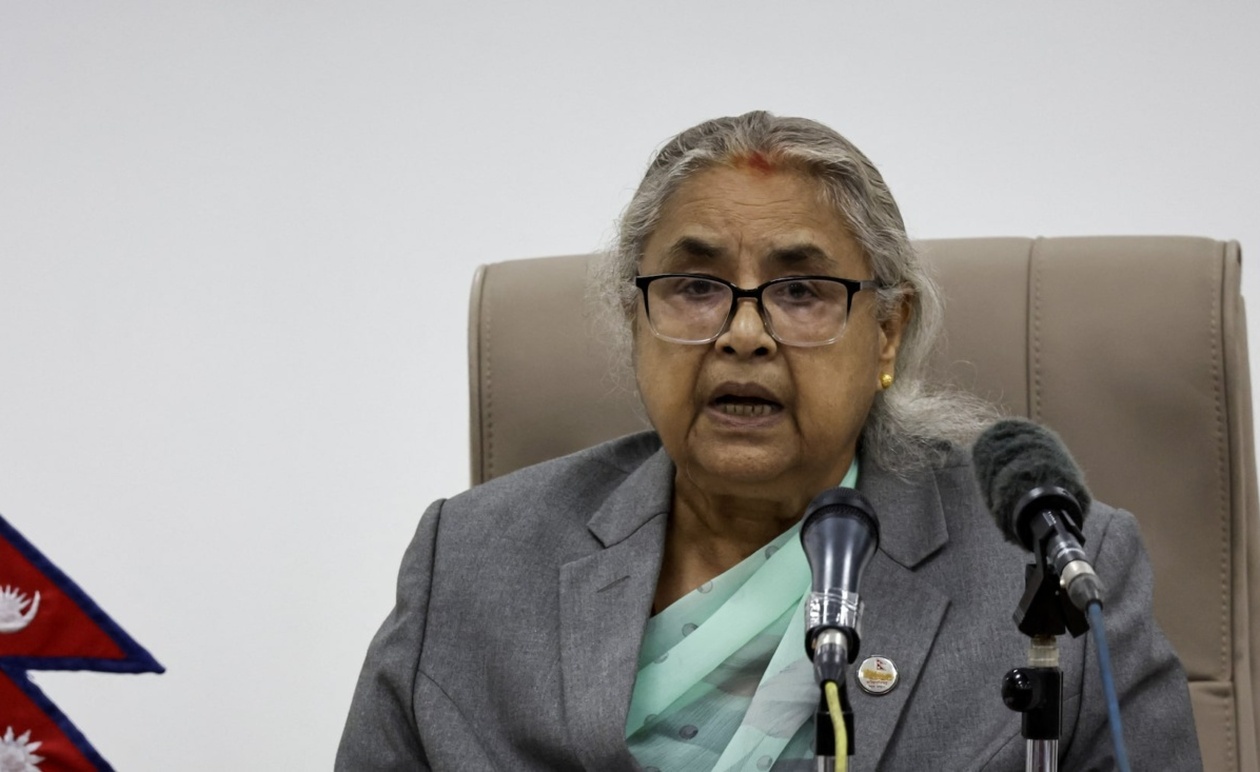 Το Ανώτατο Δικαστήριο του Νεπάλ προσωρινά αναστέλλει την ανάκληση πρέσβεων