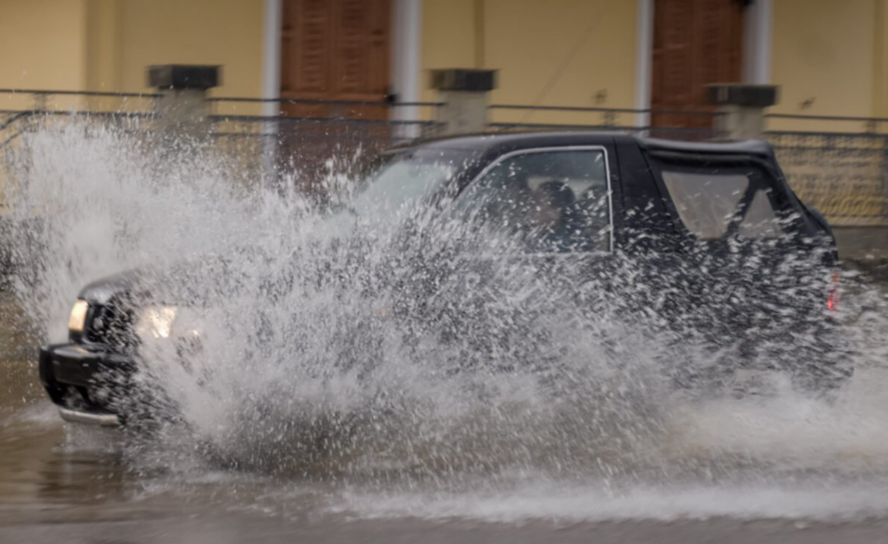 Κακοκαιρία: Σαρώνει την Δυτική Ελλάδα – Υποψία για χειμώνα από Κυριακή 23/11
