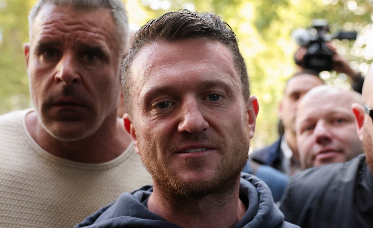 Ο Τομμί Ρόμπινσον αθωώθηκε από κατηγορίες βάσει των αντιτρομοκρατικών νόμων και αφέθηκε ελεύθερος