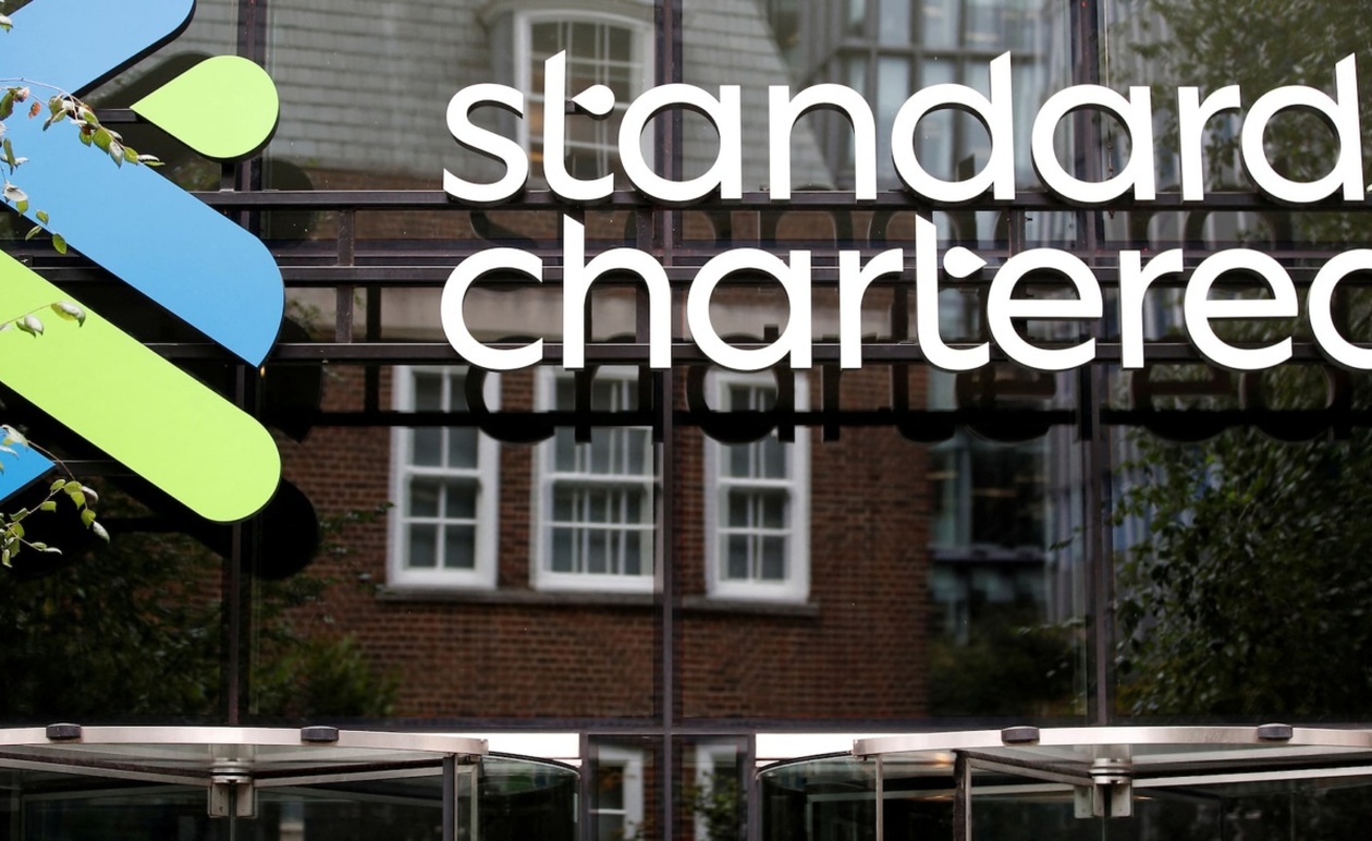 Η Standard Chartered ανακοινώνει αύξηση προ φόρων στο τρίτο τρίμηνο