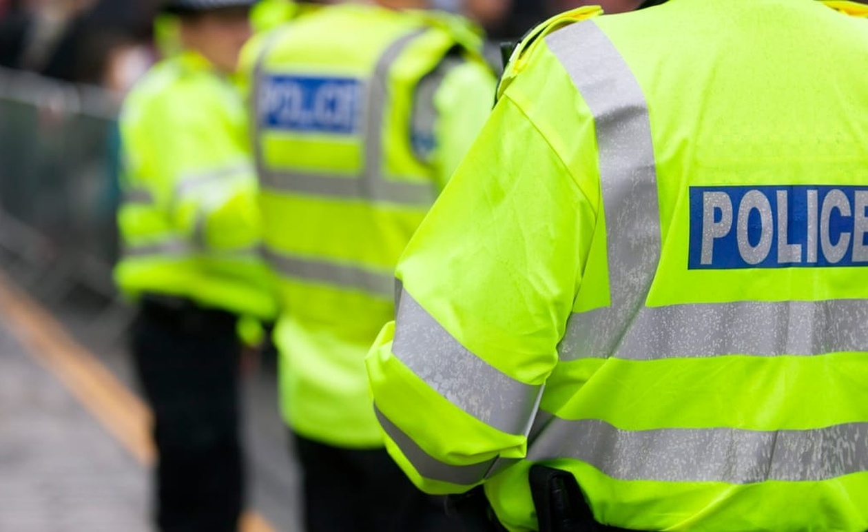 Βρετανία: Σύλληψη 64χρονου για τον ‘Ψεύτικο Ναύαρχο’ στην Ημέρα Μνήμης