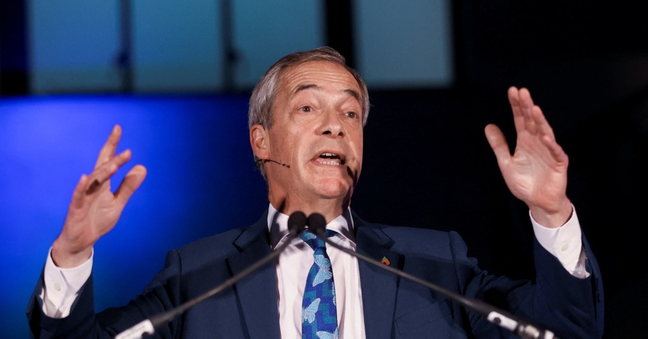 Ο Φάρατζ περιορίζει τις δεσμεύσεις για μειώσεις φόρων προκειμένου να κερδίσει οικονομική αξιοπιστία