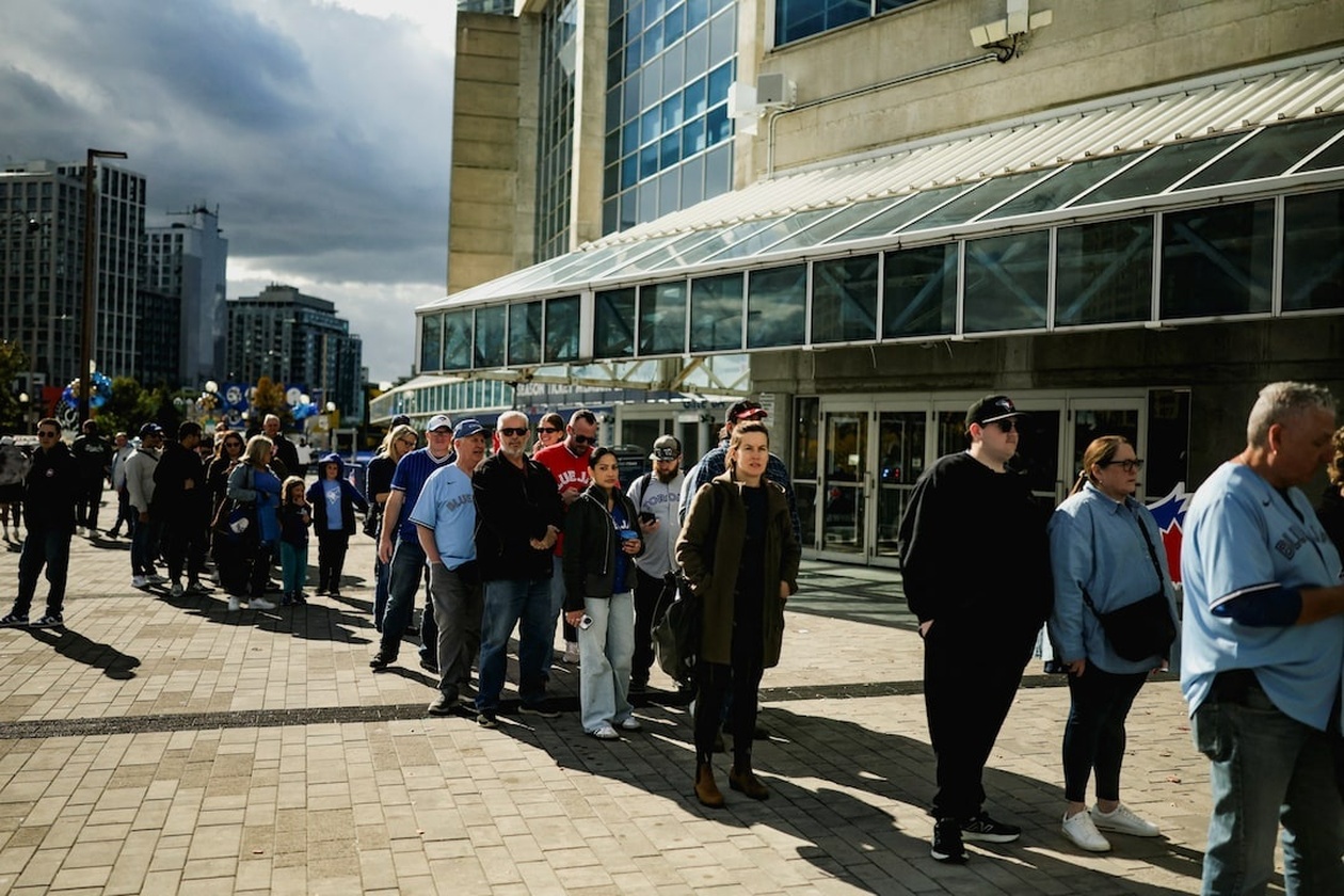 Οι Μπλε Τζέις και ο Καναδάς: Το μπέιζμπολ ως απάντηση στην οικονομική αβεβαιότητα