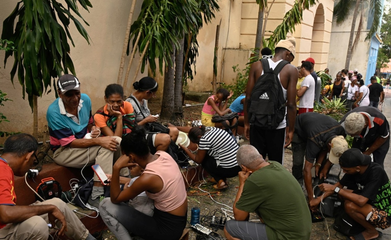 Επιχείρηση εκκένωσης στον Ρίο Καούτο της Κούβας μετά τον τυφώνα Melissa