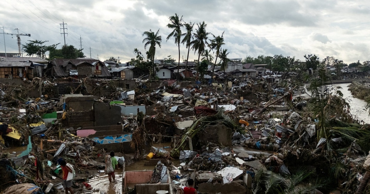 Ο τυφώνας Kalmaegi προκάλεσε τουλάχιστον 58 νεκρούς στις Φιλιππίνες
