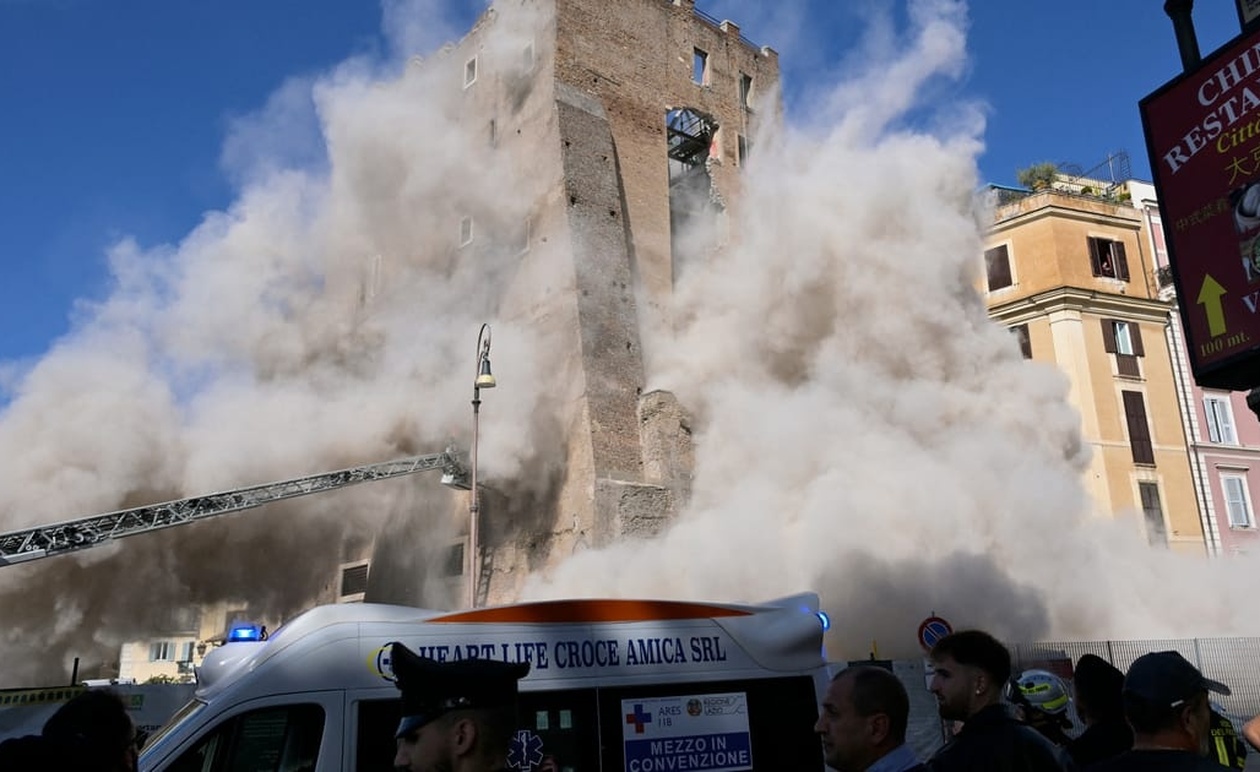 Η κατάρρευση του πύργου Torre dei Conti στη Ρώμη προκαλεί πένθος