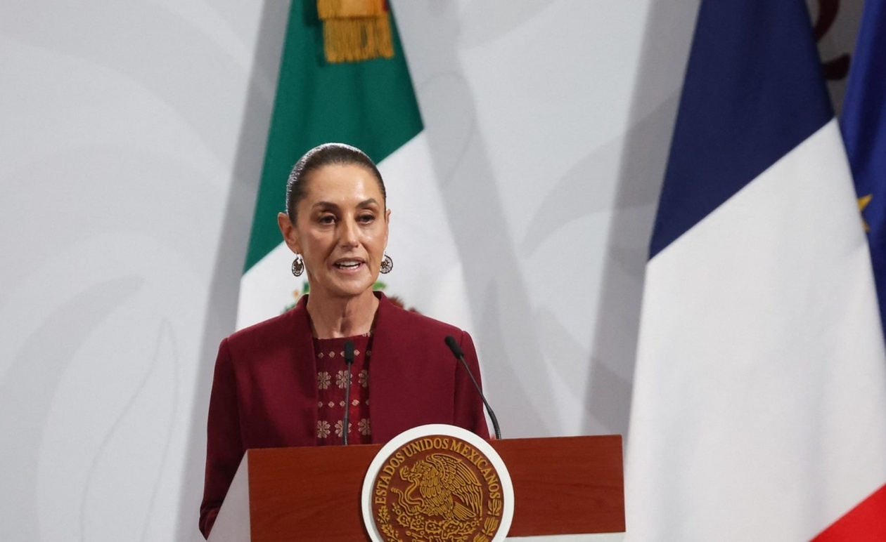 Η Σέινμπαουμ αποκλείει αμερικανική στρατιωτική επέμβαση μετά τις δηλώσεις Τραμπ