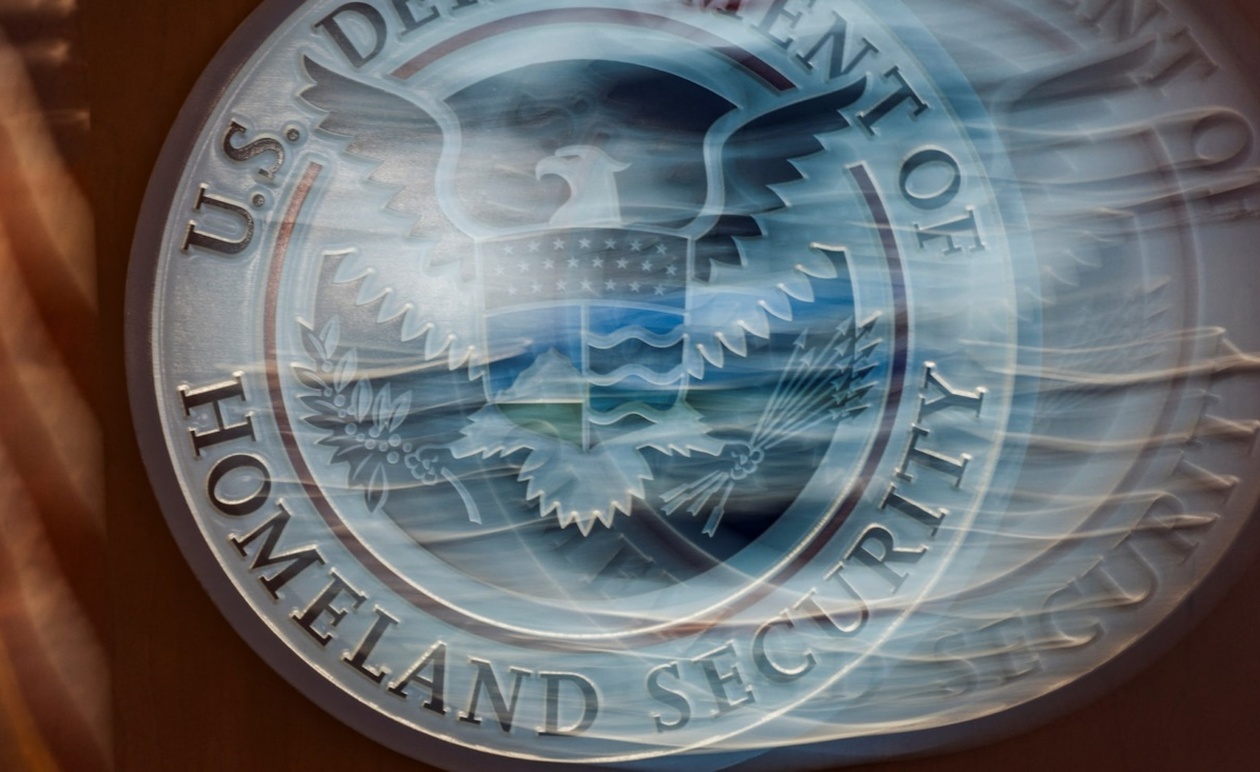 Οι ΗΠΑ στέλνουν 250 πράκτορες στα σύνορα της Λουιζιάνα και του Μισισιπή για 5.000 συλλήψεις