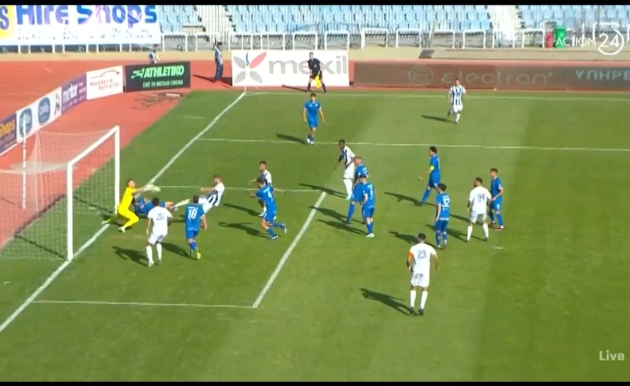 Ο Γκαραβέλης σταματά δύο τελικές με εκπληκτική διπλή απόκρουση