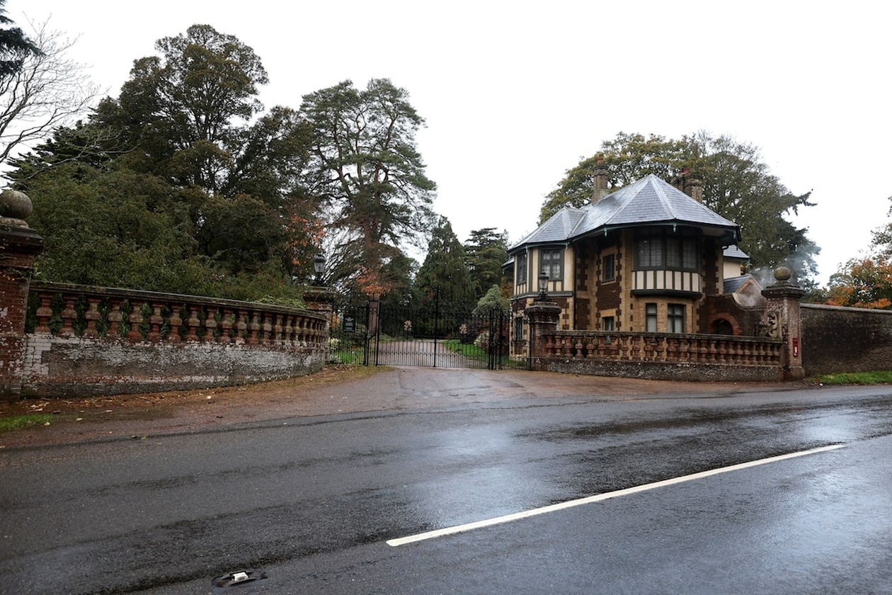 Ο Άντριου θα χάσει την τελευταία του στρατιωτική ιδιότητα