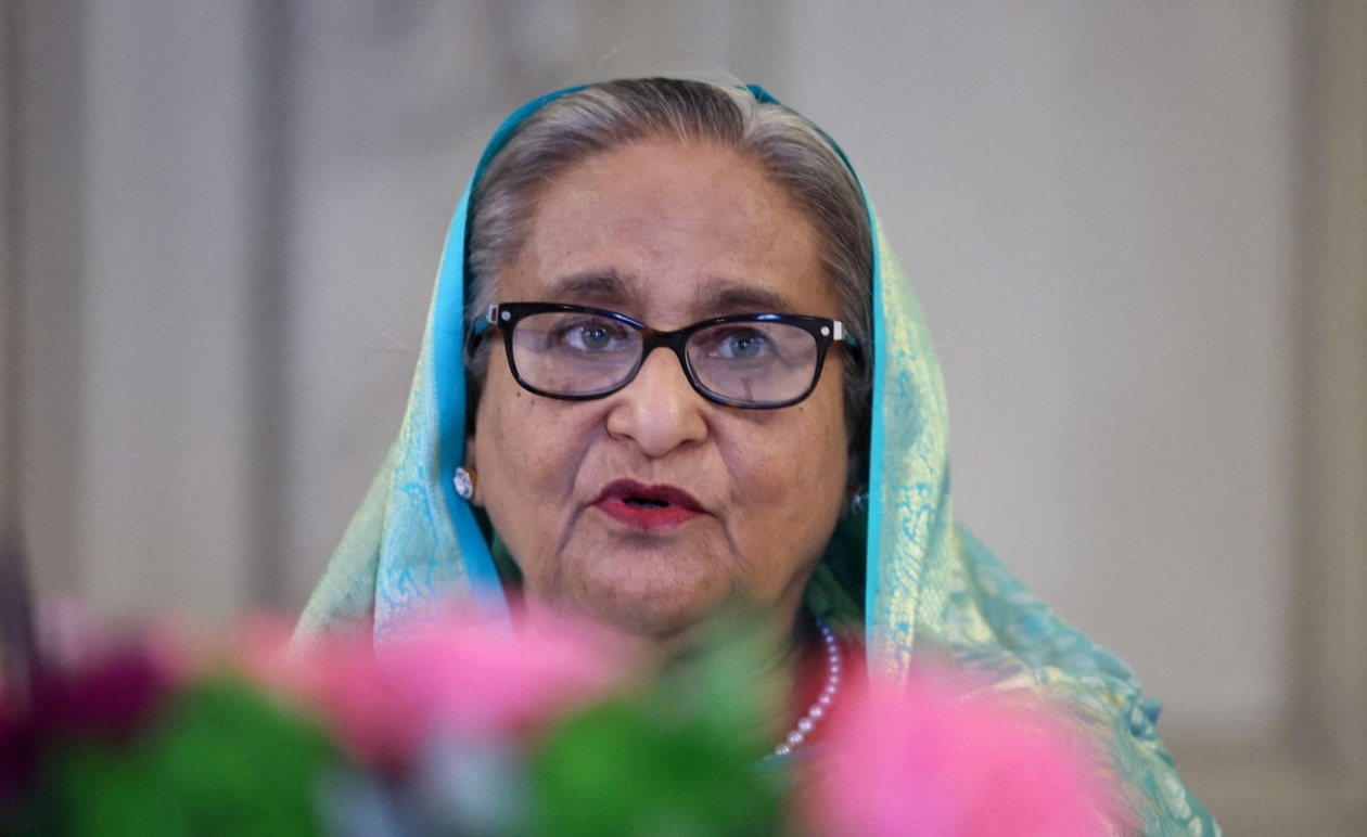 Η έκπτωτη πρωθυπουργός του Μπαγκλαντές Χασίνα καταδικάστηκε σε θάνατο