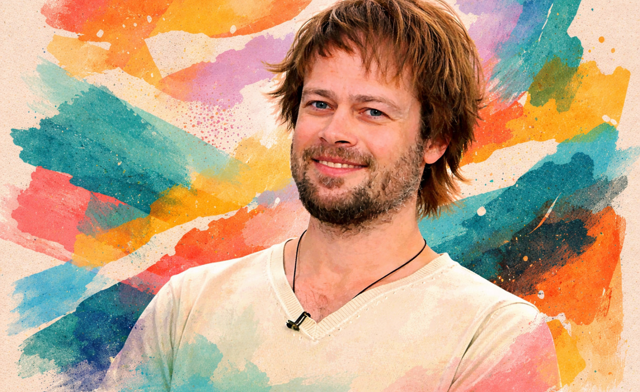 Άρης Κοντός: Ο σωσίας του Μπραντ Πιτ περιγράφει τη ζωή στο πλατό και την «παγωμένη» Ύδρα