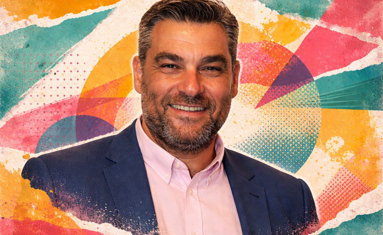 Μάνος Νιφλής: «Οι στρατηγοί είναι πίσω από τις κάμερες» – Η αποκάλυψη για τη συνεργασία με τον Γιάννη Κολοκυθά