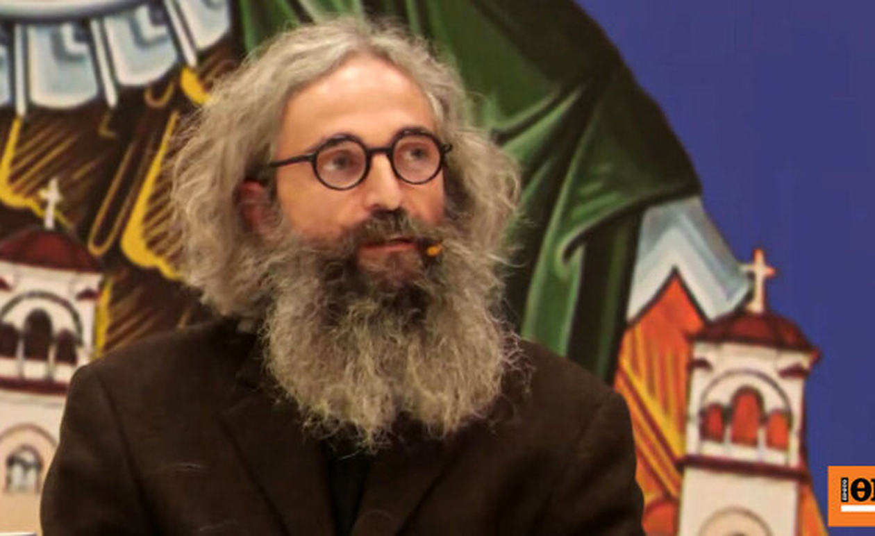 Άρης Σερβετάλης: «Αν ερχόταν ο Χριστός και με ρωτούσε τι θέλω να μου χαρίσει, θα του έλεγα “θέλω να με πάρεις μαζί σου στη βασιλεία του Θεού”»