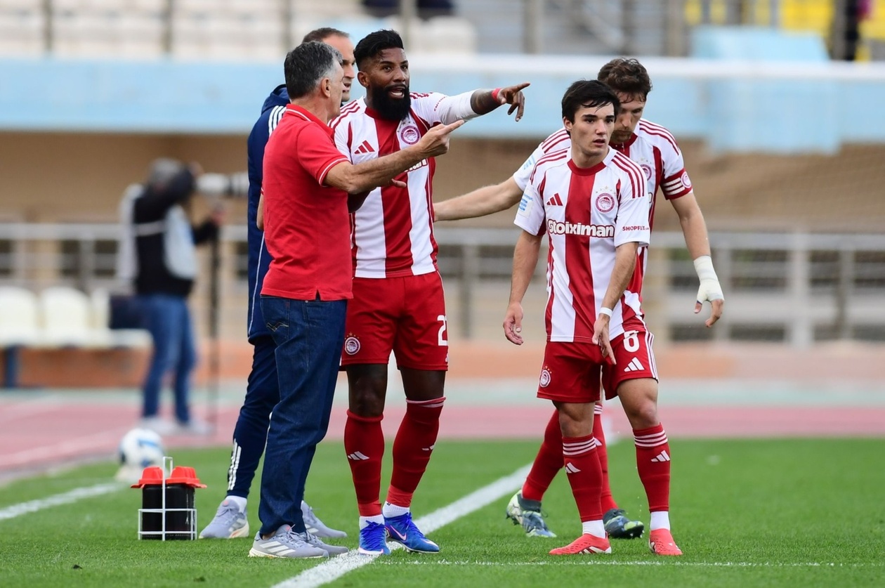 Ολυμπιακός: Άνετο πέρασμα με 3-0 από την Κρήτη – Στην κορυφή με «υπογραφή» Ελ Κααμπί