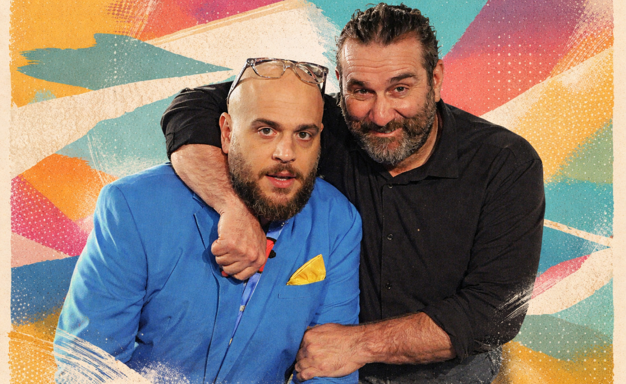 Στην αγκαλιά του Φάνη: Ο Θανάσης Πάτρας και ο Ηλίας Βαλάσης φέρνουν τα πάνω κάτω