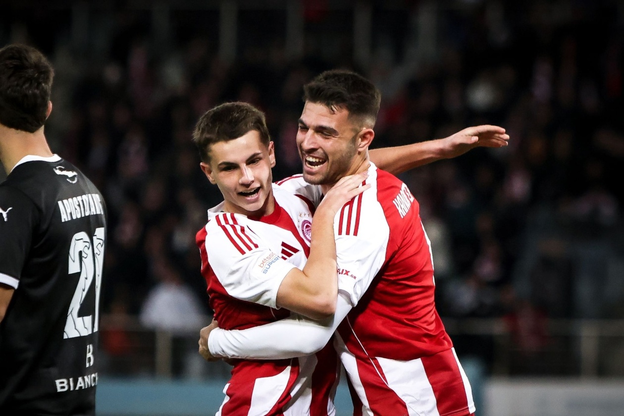 Ολυμπιακός: Σήκωσε το Super Cup με 3-0 επί του ΟΦΗ και ολοκλήρωσε το τρεμπλ στην Κρήτη