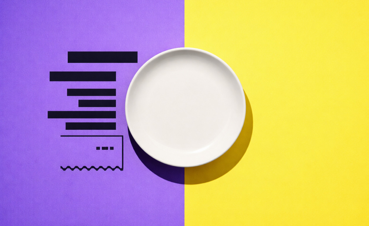 Γιατί σταματήσαμε να μαζεύουμε το τραπέζι στα εστιατόρια: Η ψυχολογική μετατόπιση που εξηγεί την αδιαφορία μας