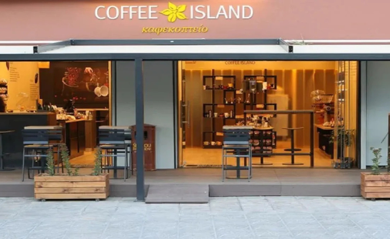Coffee Island: ΟΛΗ Η ΑΛΗΘΕΙΑ – Τι θα γίνει με τα 450 καταστήματα μετά την προφυλάκιση Λιόλιου