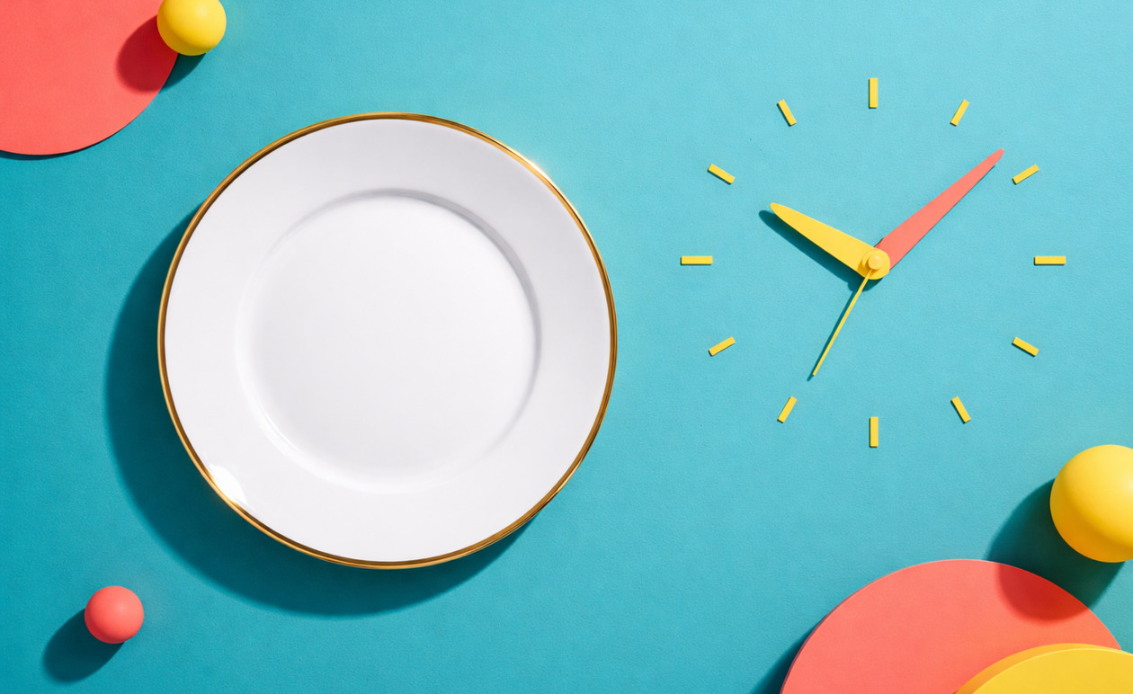 Γιατί περιμένετε να σερβιριστούν όλοι πριν φάτε: Τα 7 χαρακτηριστικά που προδίδουν την ανατροφή σας