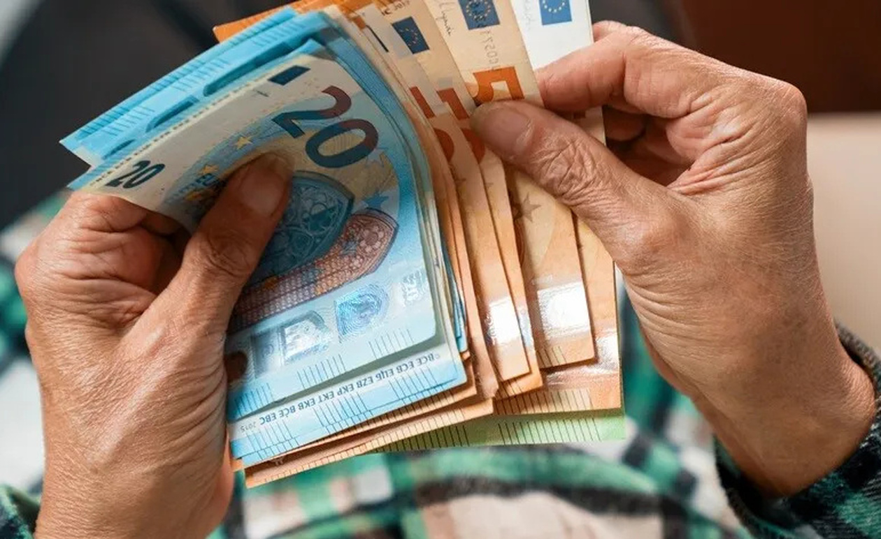 ΔΥΣΤΥΧΩΣ: ΜΟΛΙΣ ΜΑΘΕΥΤΗΚΑΝ ΤΑ ΔΥΣΑΡΕΣΤΑ ΓΙΑ ΤΟΥΣ ΣΥΝΤΑΞΙΟΥΧΟΥΣ