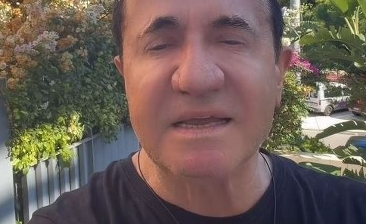 Σάλος με το νέο βίντεο του Λευτέρη Πανταζή: «Μόνο η φωνή τον θυμίζει» – Σοκάρει η νέα του εμφάνιση – Όλοι σχολιάζουν το ίδιο