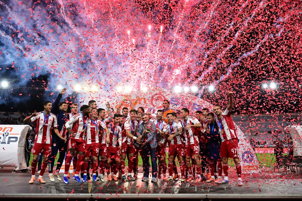 Ολυμπιακός: Σήκωσε το Super Cup με 3-0 επί του ΟΦΗ και ολοκλήρωσε το τρεμπλ στην Κρήτη