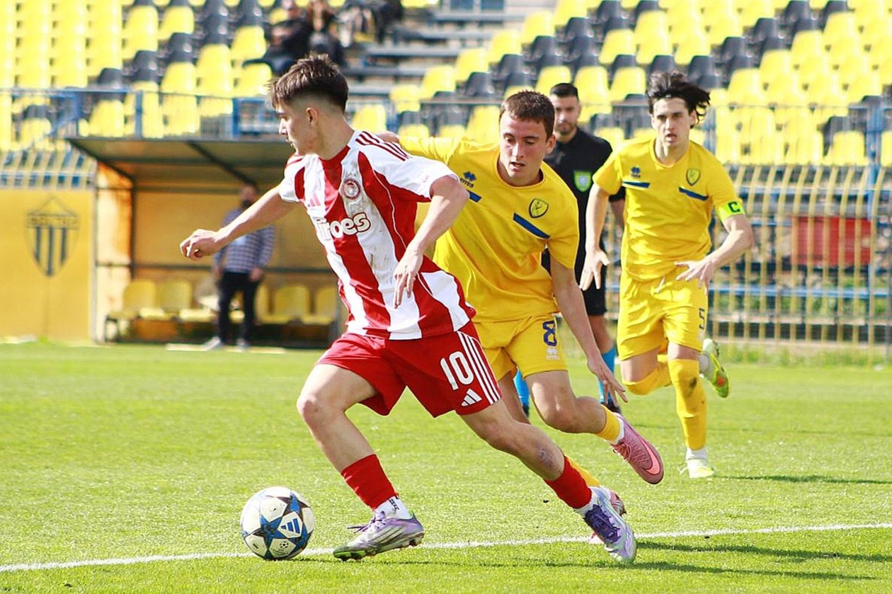 Ολυμπιακός: Επιβλητική τετράρα της Κ19 επί του Παναιτωλικού με «υπογραφή» Σαντή