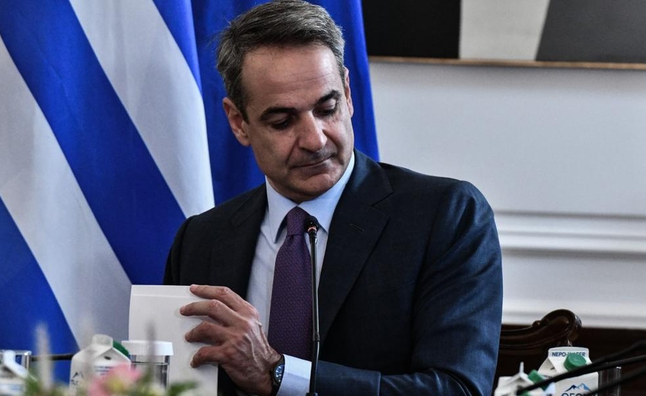 Χάνει την μπάλα η ΝΔ: Αυτοί είναι οι δύο βουλευτές που πάνε προς Σαμαρά