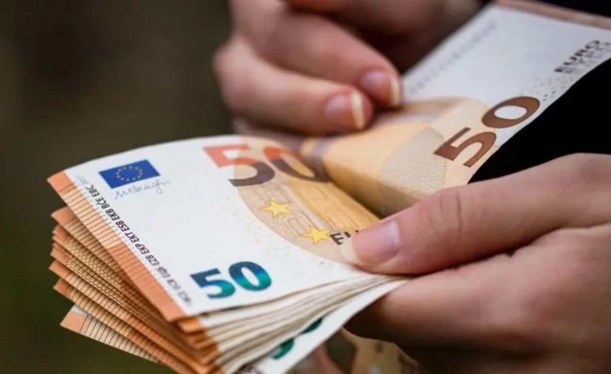 Έρχονται σαρωτικές αλλαγές: Τέλος τα μετρητά, μόλις ανακοινώθηκε