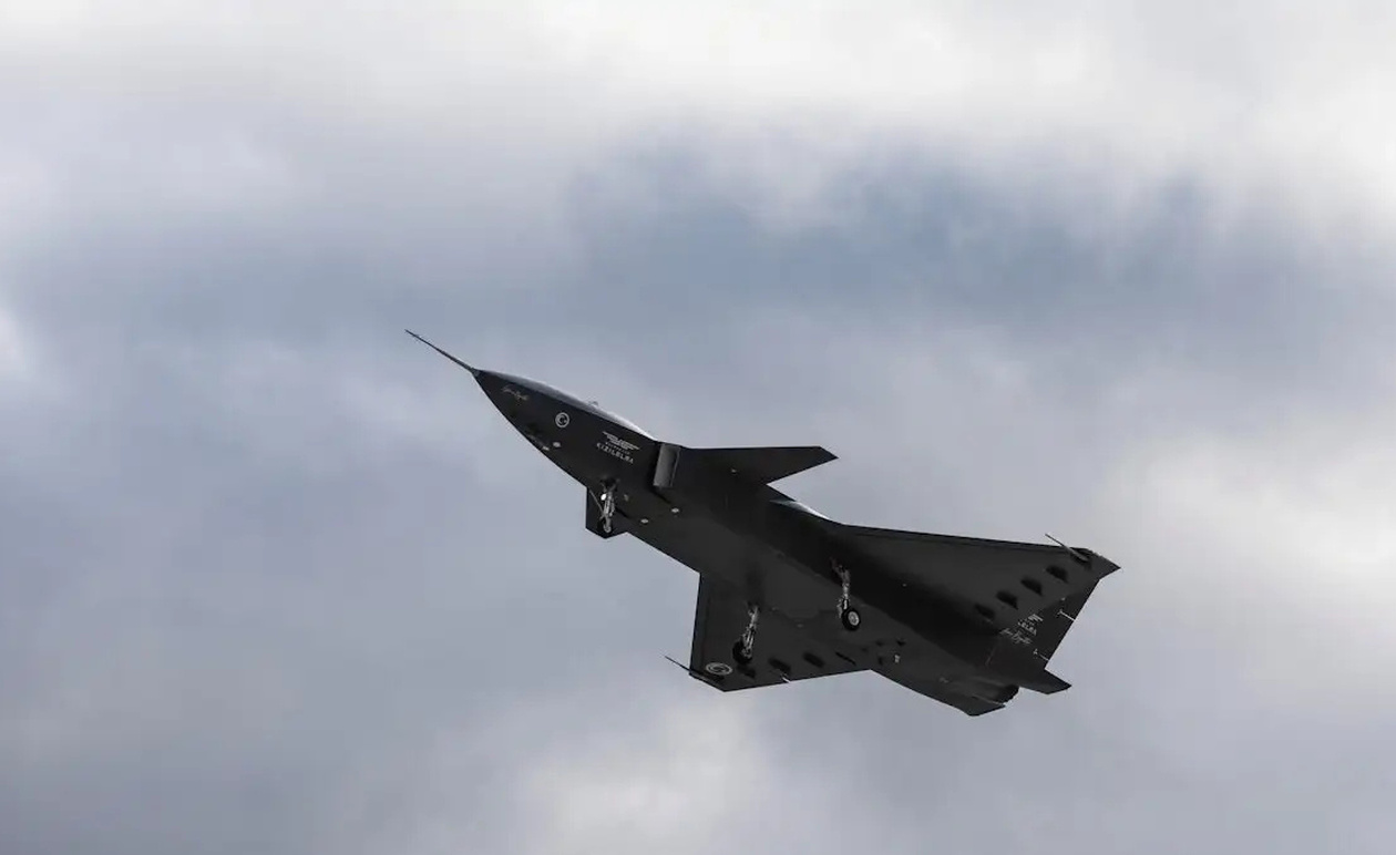 Τουρκικά UAV στο Αιγαίο: Τέσσερις παραβιάσεις και 11 παραβάσεις του FIR Αθηνών