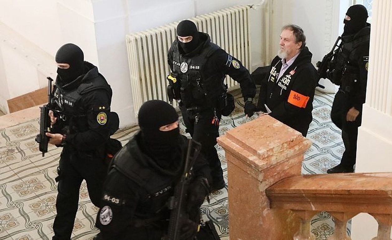 Σλοβακία: 21 χρόνια κάθειρξη για τον Γιούραϊ Τσίντουλα μετά την επίθεση στον Ρόμπερτ Φίτσο