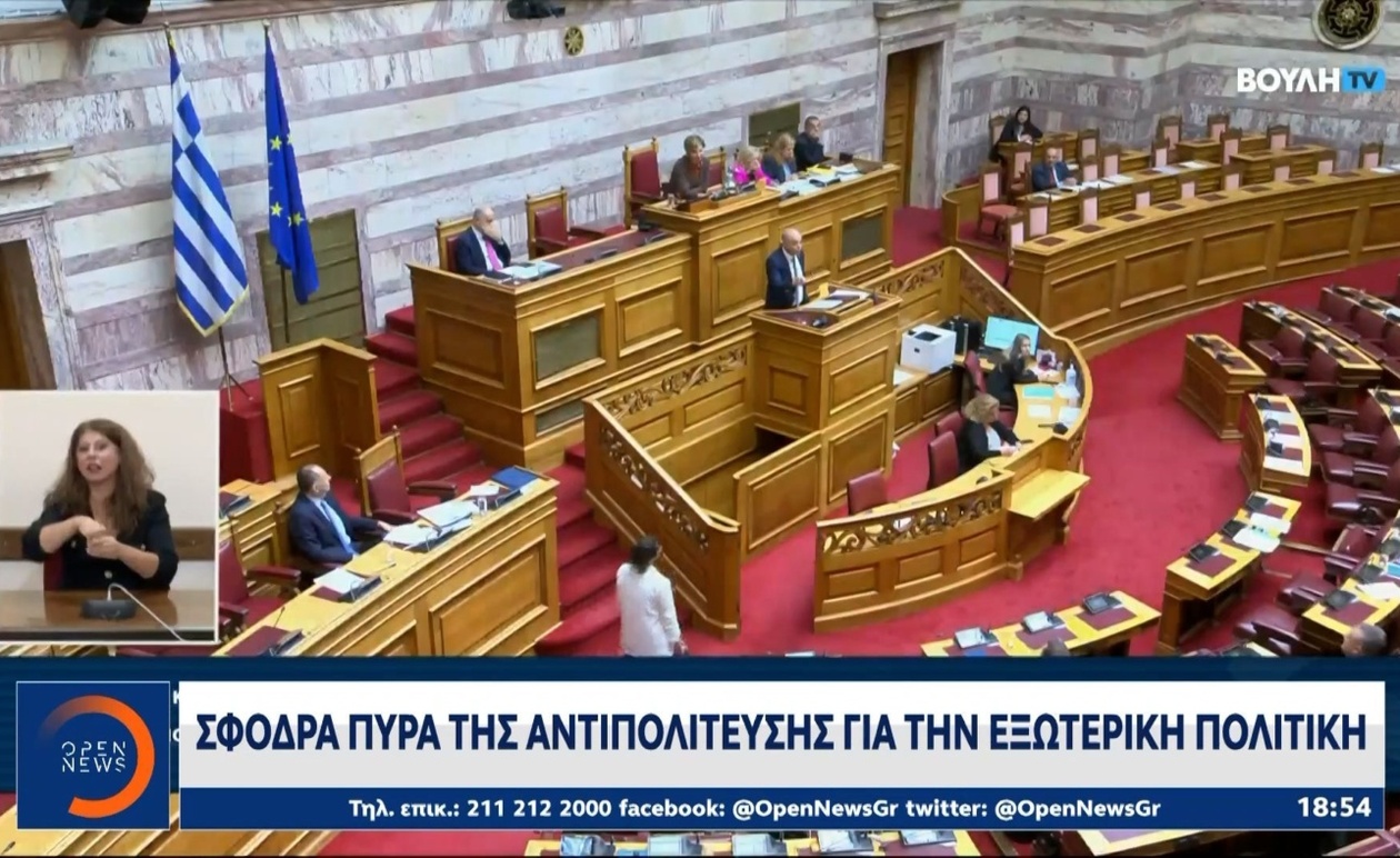 Η αντιπαράθεση για την εξωτερική πολιτική και την ηλεκτρική διασύνδεση