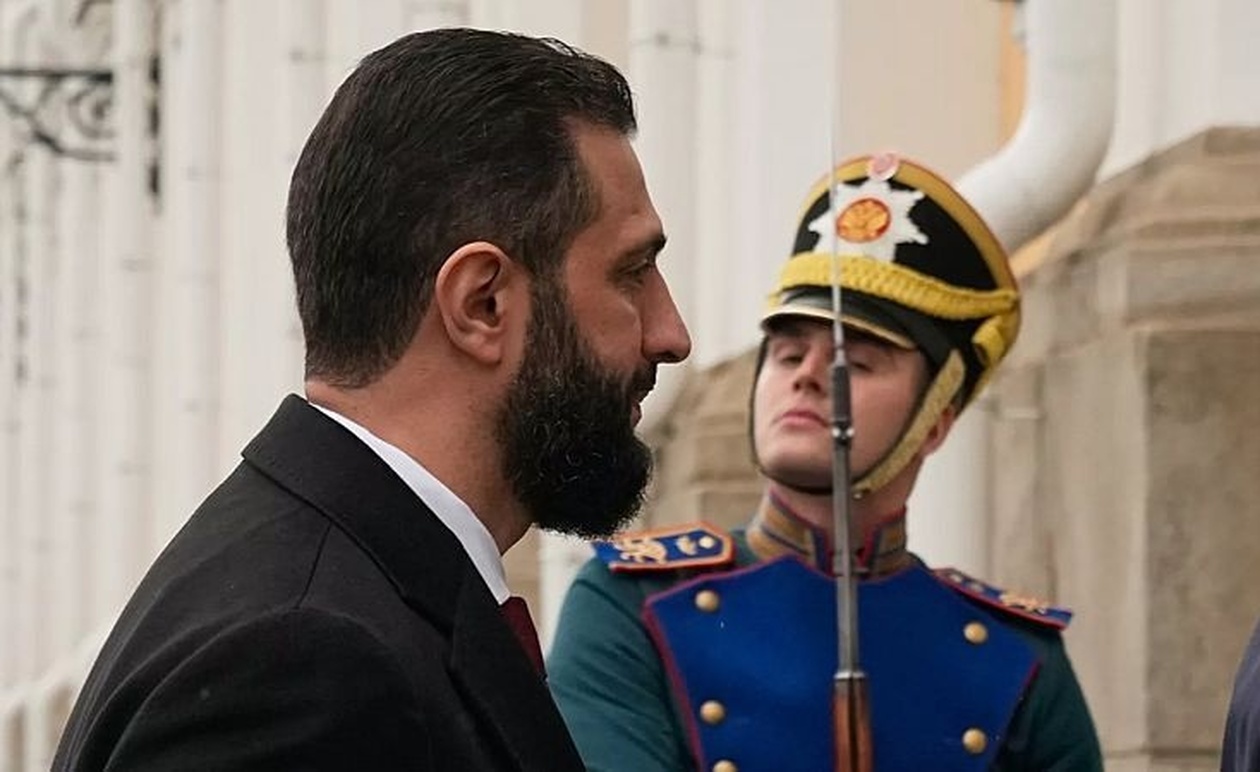 Ο Αλ Σαράα ζητεί την έκδοση του Μασάρ αλ Άσαντ κατά το πρώτο του ταξίδι στη Μόσχα