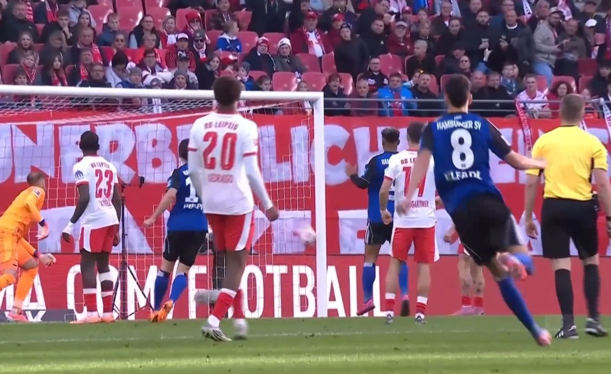 Η Λειψία επιβλήθηκε του Αμβούργου 2-1 με ηγετική παρουσία Μπάουμγκαρτνερ