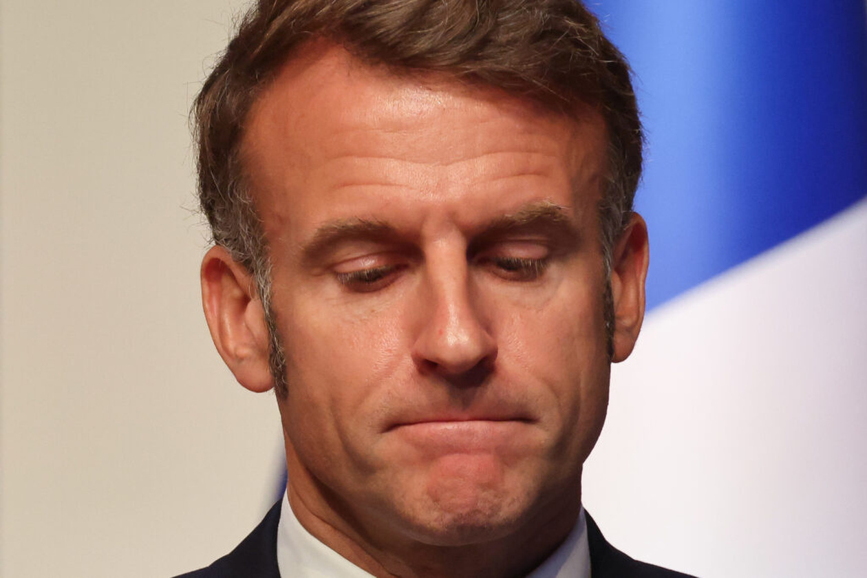 Ο Εμμανουέλ Μακρόν χάνει την αίγλη του ως οραματιστής της Ευρώπης